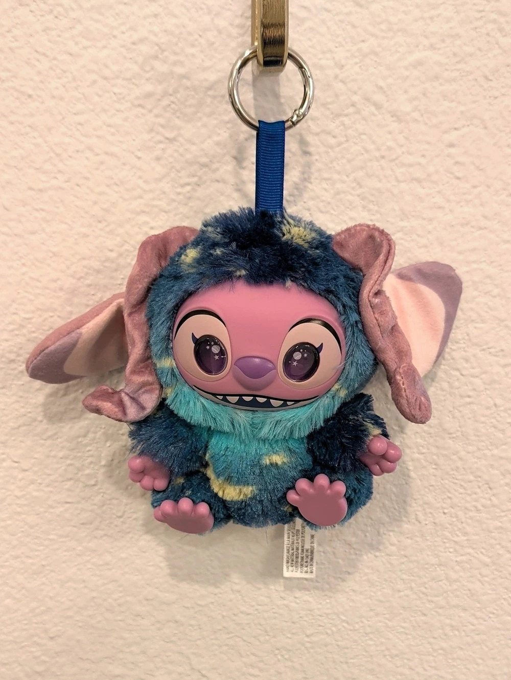 Angel HAPPY HAUL Disney Stitch Sleepy Stars Vinyl Plush Clip-on Surprise Toy